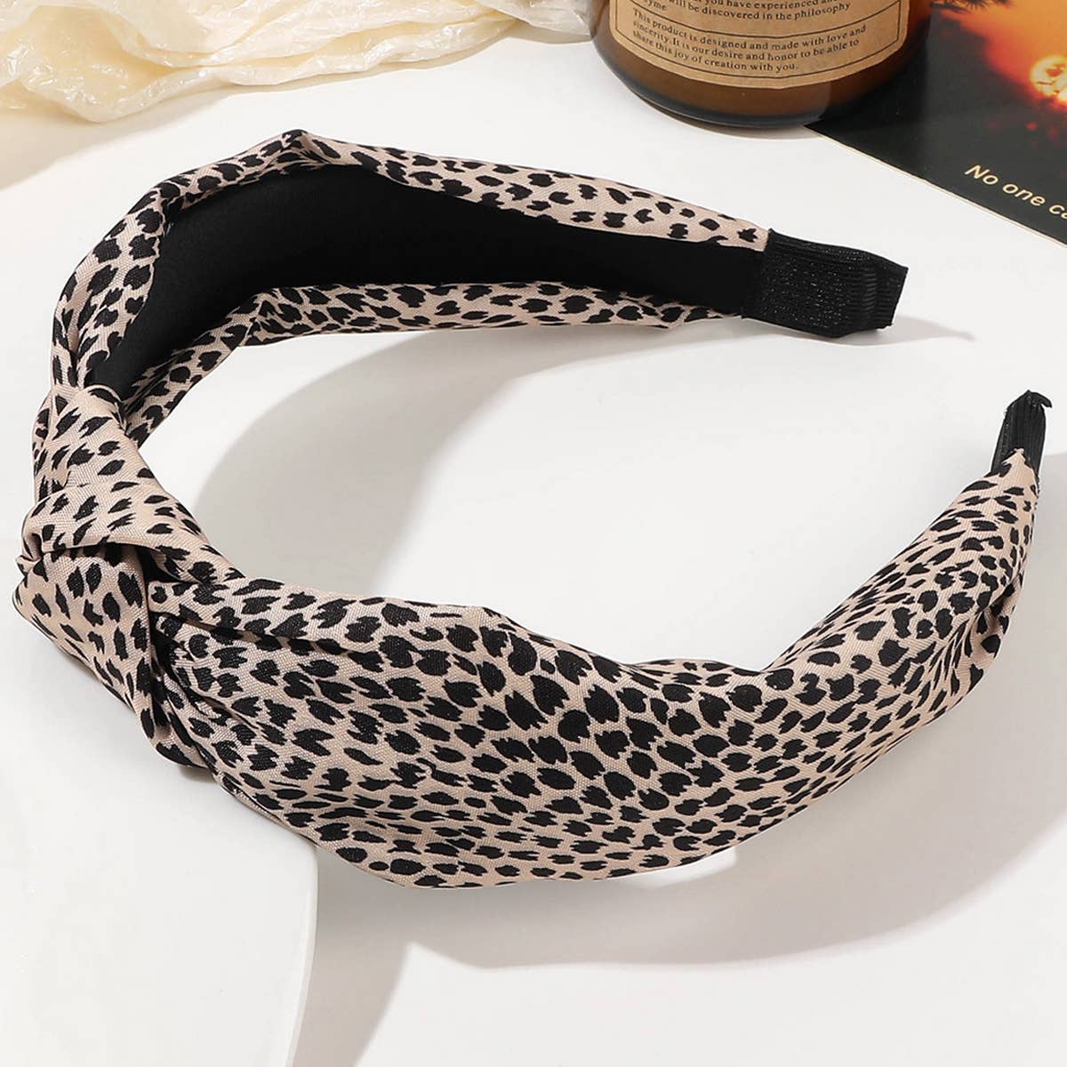 LEOPARD PRINT KNOTTED HEADBAND_CWAHA1644