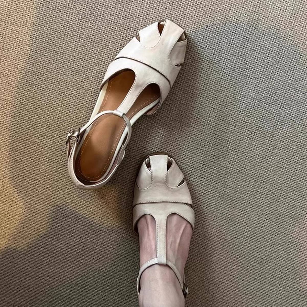 Vintage Leather Open Toe Chunky Heel Sandals