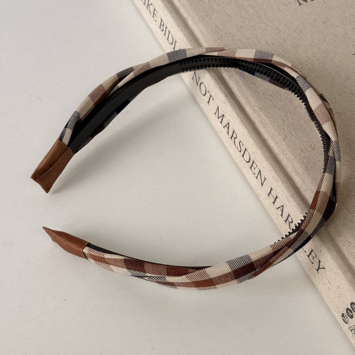 Plaid Buckle Headband College Autumn Style_Cwaha08166