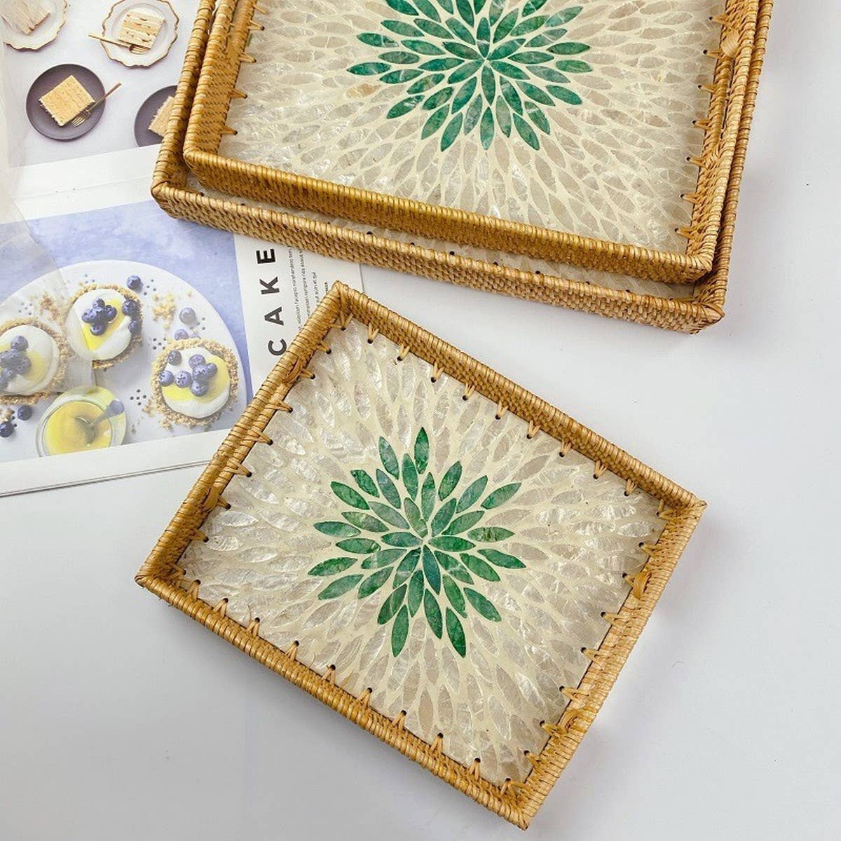 RATTAN WOVEN COLORFUL SHELL TEA TRAY FRUIT TRAY_CWMM4488