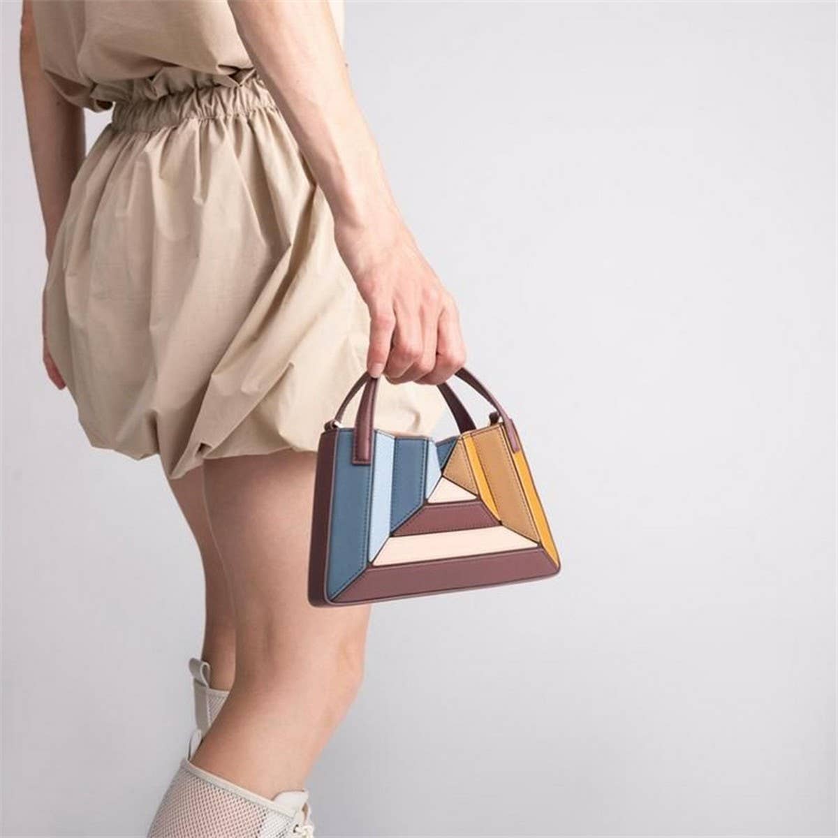 Triangular Foldin Bag Multi-Color Stitching Handbag_Cwab1939