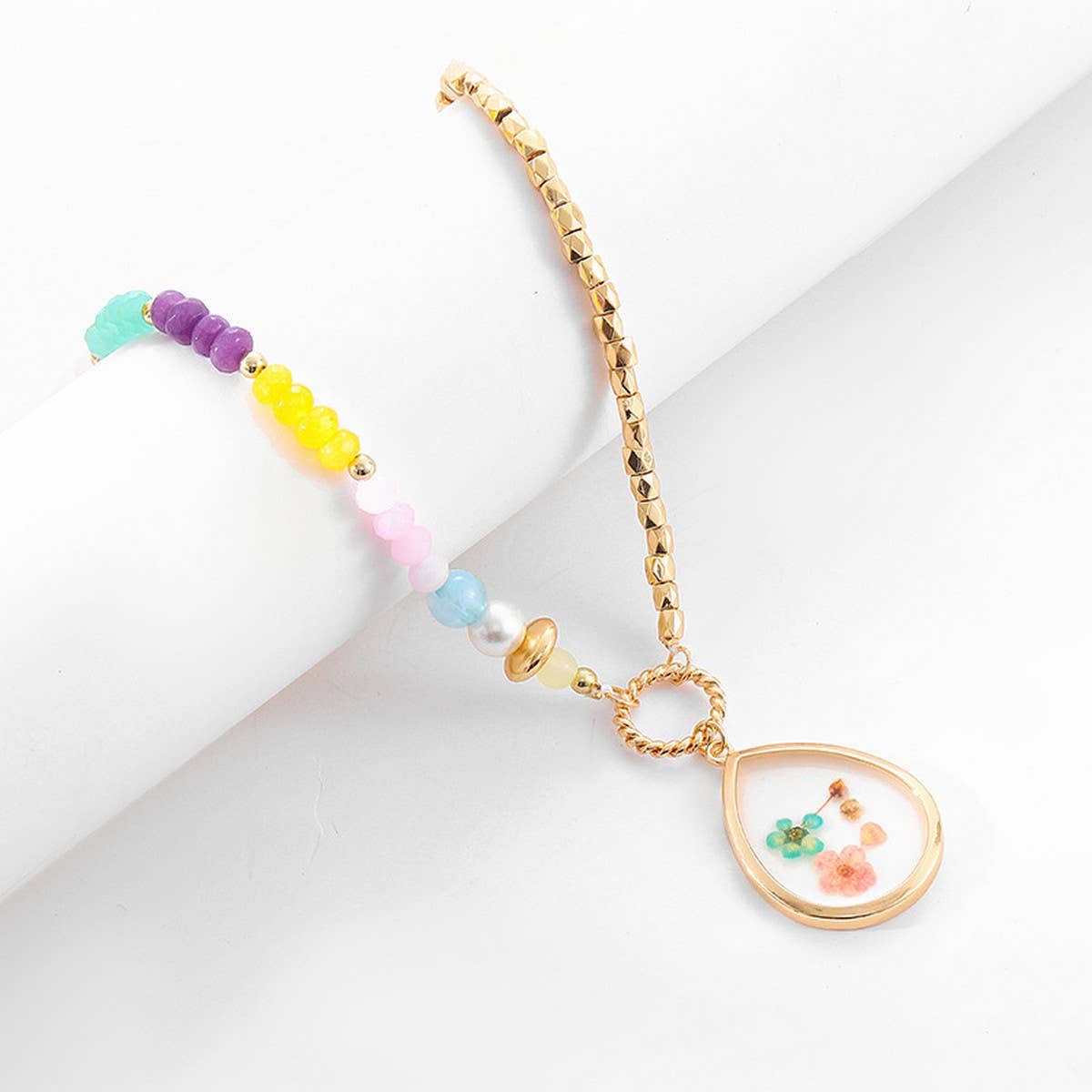 Womens Fashionable Beaded Dried Flower Necklace