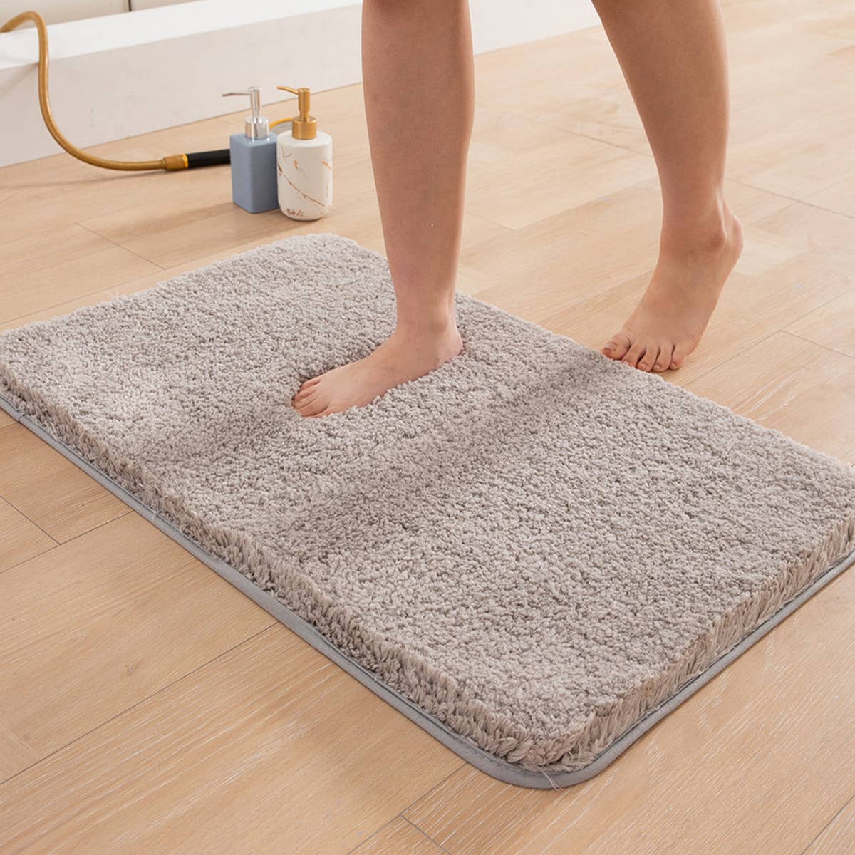 Water-Absorbent Non-Slip Thick Bathroom Mat_Cwmm1585
