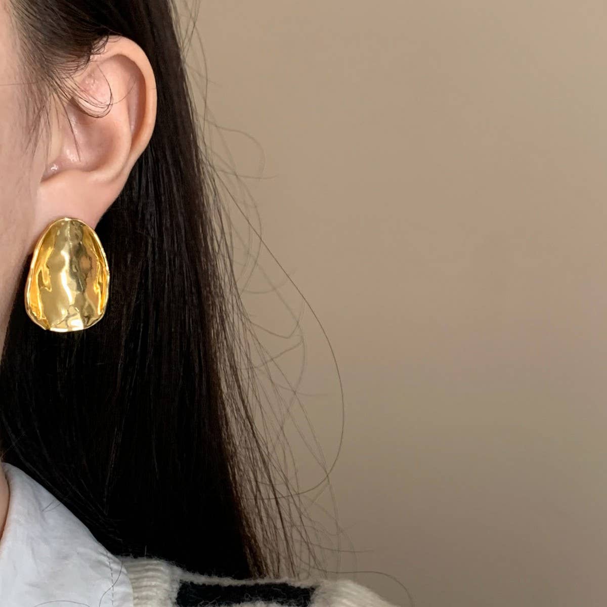 NICHE DESIGN METAL STYLE CONCAVE OVAL EARRINGS_CWAJE3121