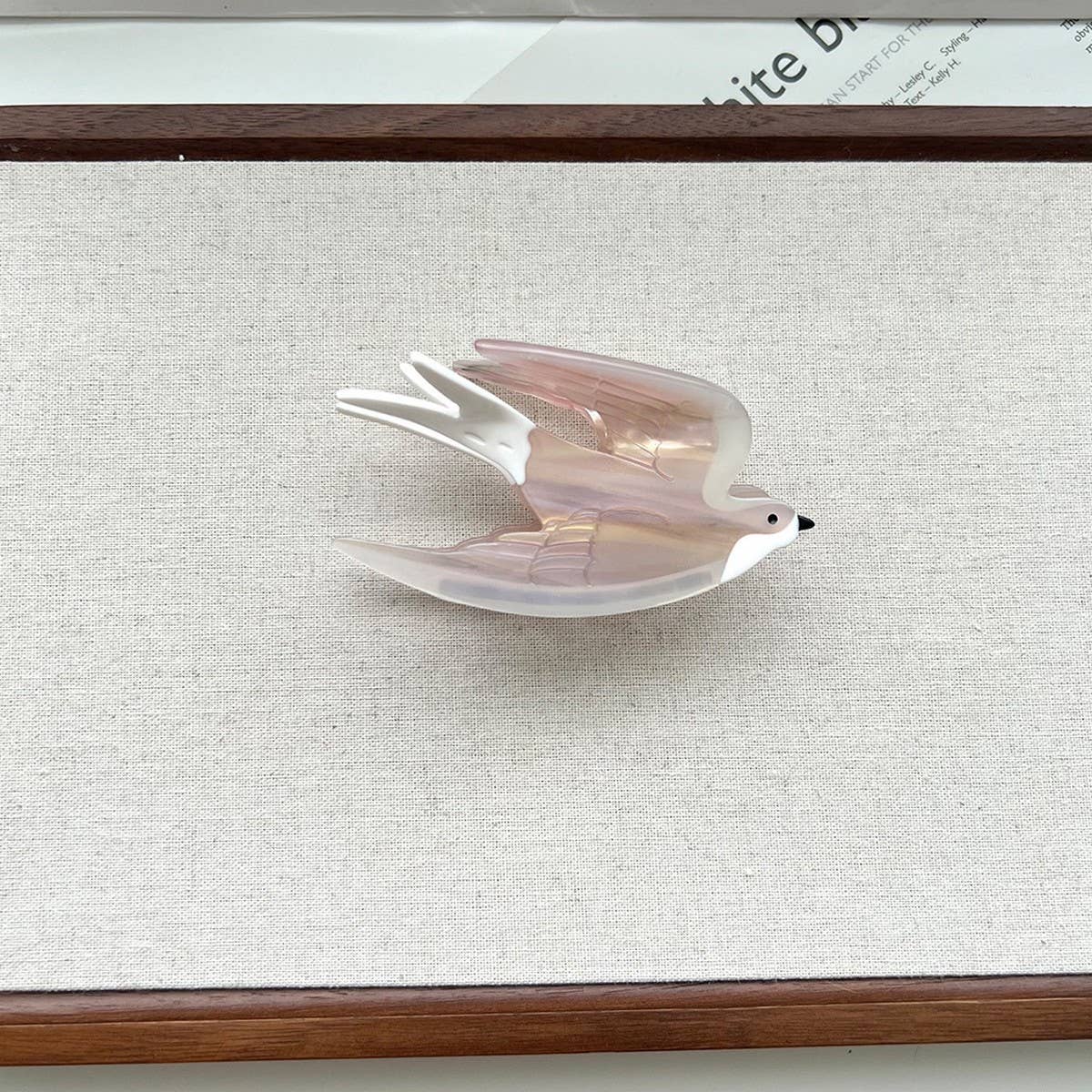 SWALLOW HAIR CLAW CUTE ACETATE BIRD CLIP FOR WOMEN_CWAHA5757