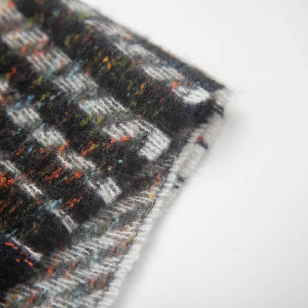 GRADIENT FRINGE SCARF FALL WINTER JACQUARD WRAP_CWASC0874