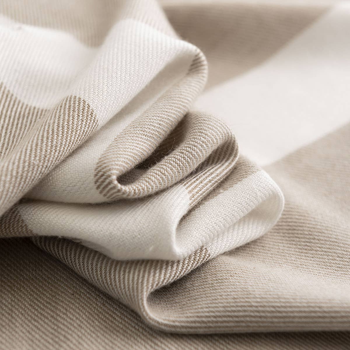 Fashionable Mid-Length Twill Scarf_Cwasc1010