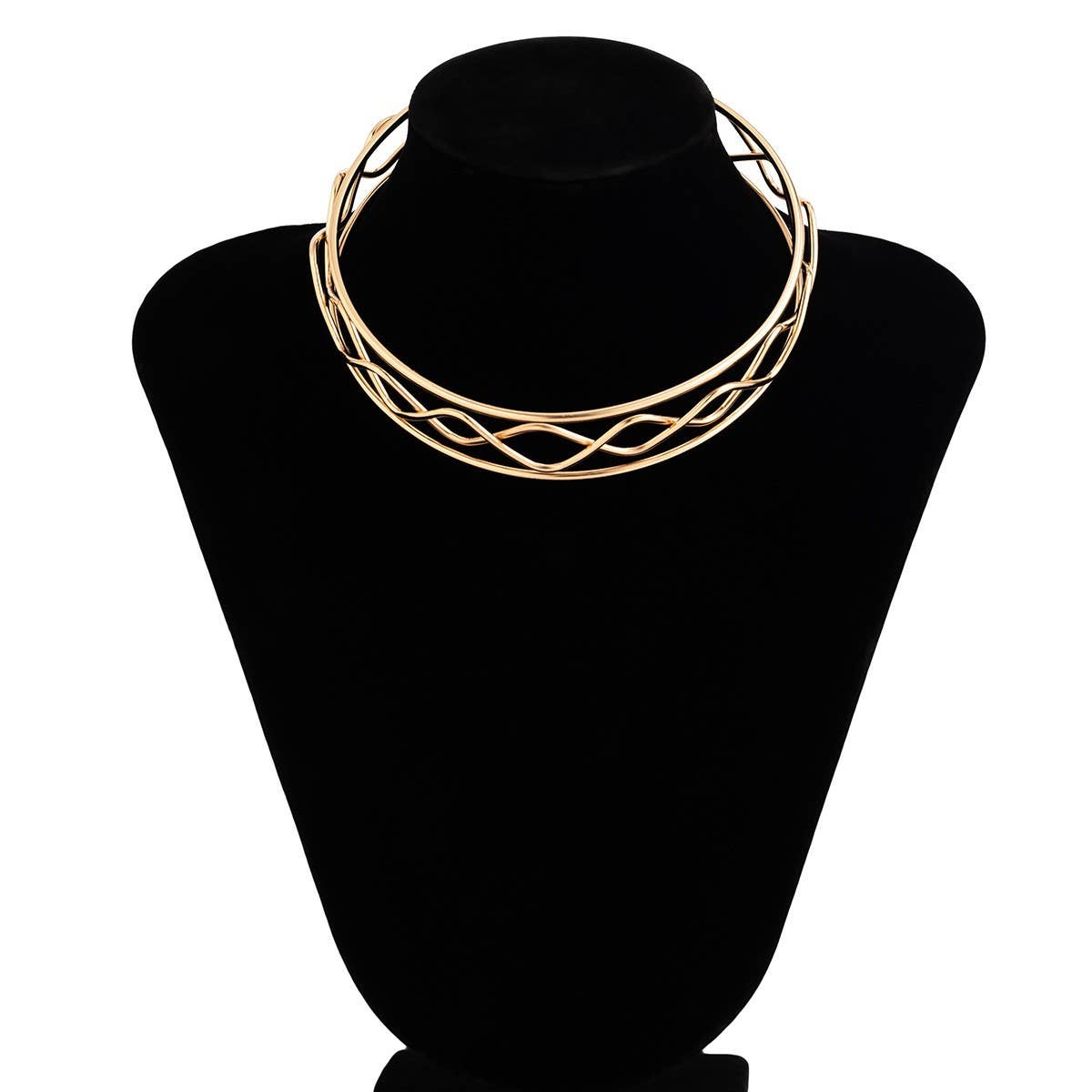 FASHIONABLE HIGH END CROSS OUTLINE NECKLACE_CWMM3185