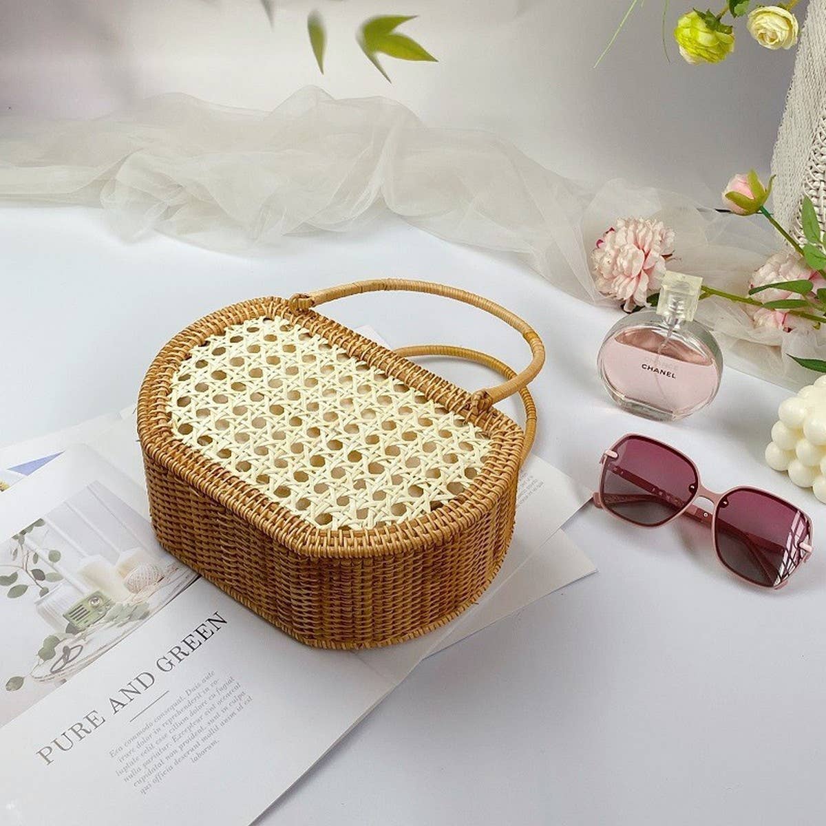 HANDMADE RATTAN BASKET SHELL STORAGE HANDBAG_CWMM4550