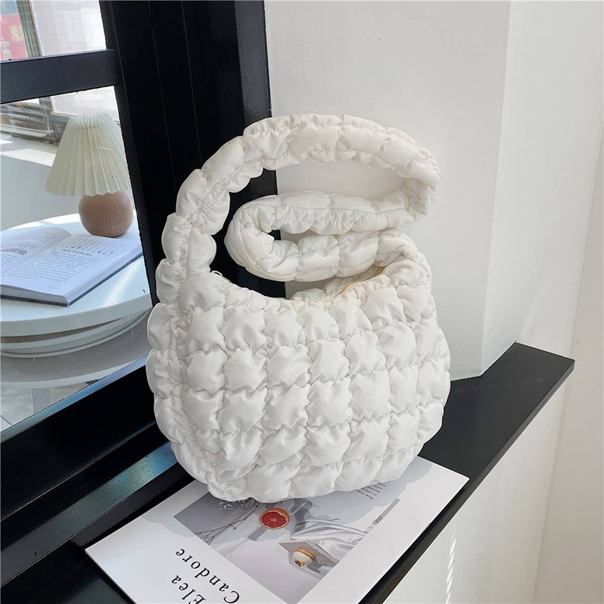 Underarm Cloud Puff Bag Oversized Shoulder Bag_Cuab00460