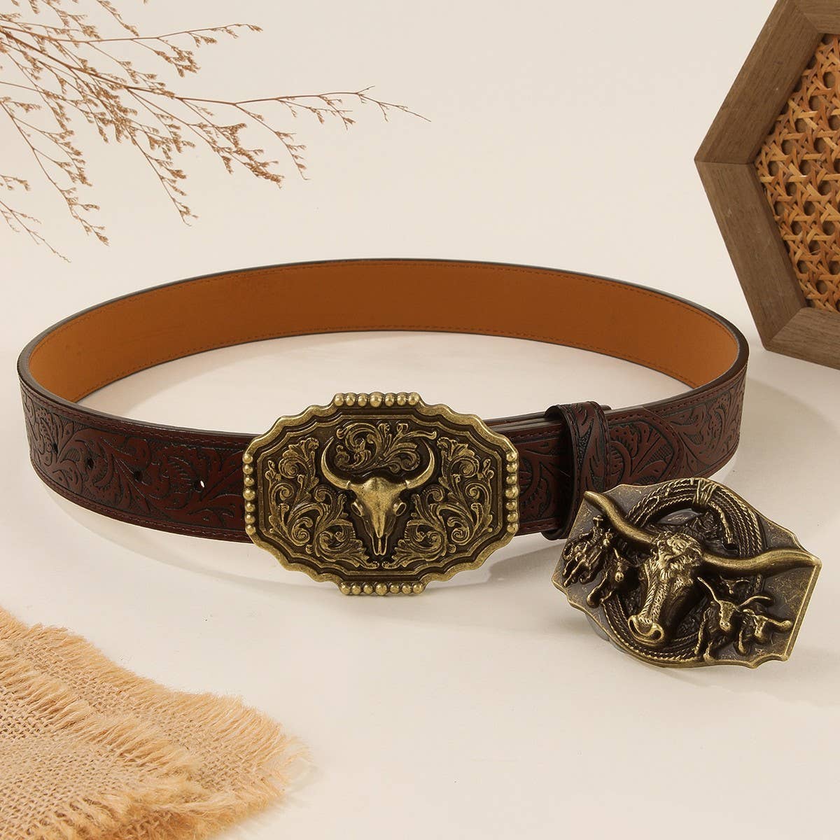 BULL HEAD ALLOY BUCKLE PU BULL HEAD EMBOSSED BELT_CWMM3944