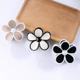 Cwaha1309_Elegant Five Petal Flowers Hair Claw Clip