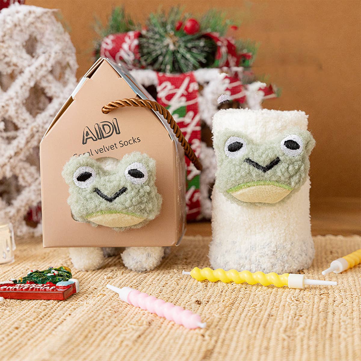 PLUSH MIDDLE TUBE CHRISTMAS SOCKS GIFT BOX_CWMS0768