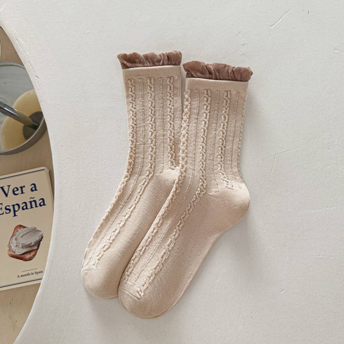 Twist Lace Ruffle Crew Socks For Women_Cwms1348