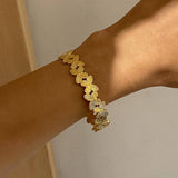 18K GOLD RIBBED BUTTERFLY OPEN CUFF BRACELET_CWAJE4887