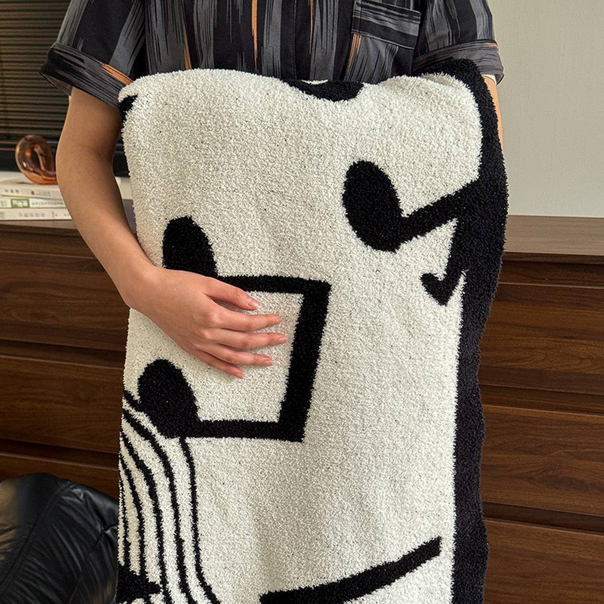MUSICAL NOTE TWO COLOR KNITTED WARM THROW BLANKET_CWMM2373