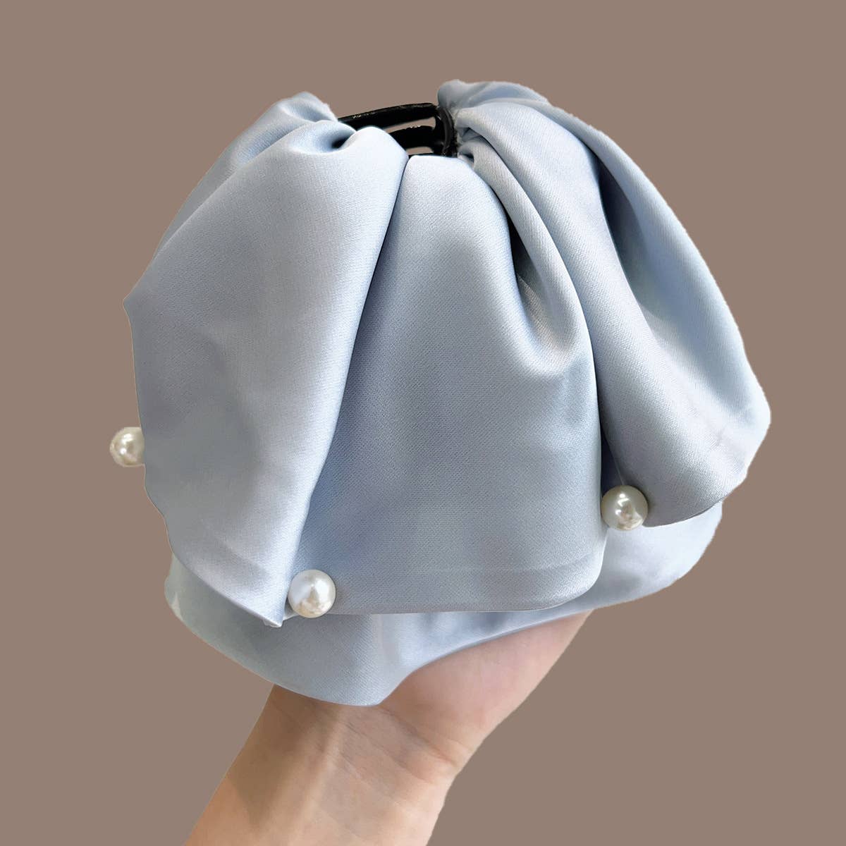 Elegant Skirt Design Hair Clip For Daily Wear_Cwaha07376