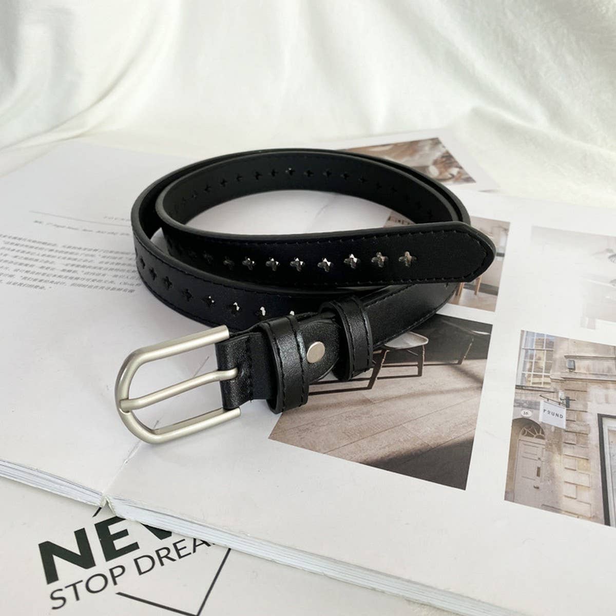 FASHION RETRO HOLLOW SIMPLE WOMENS BELT_CWABE0665