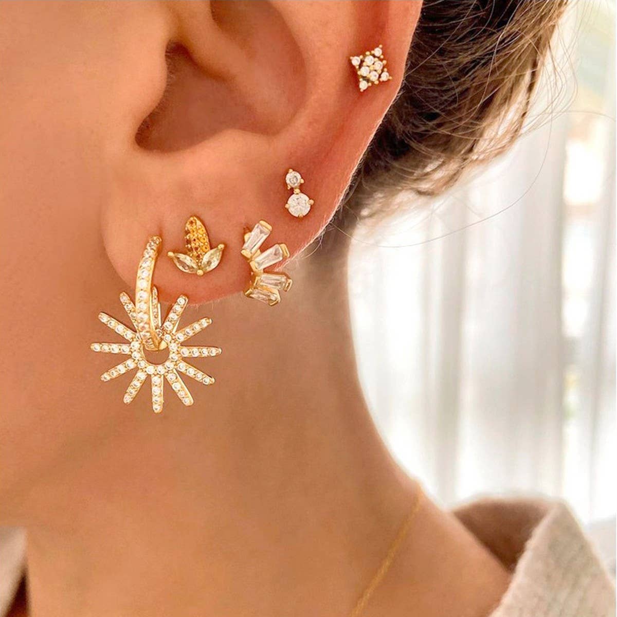 COLORFUL HOT WHEELS SUNFLOWER EXAGGERATED EARRINGS_CWAJE1724