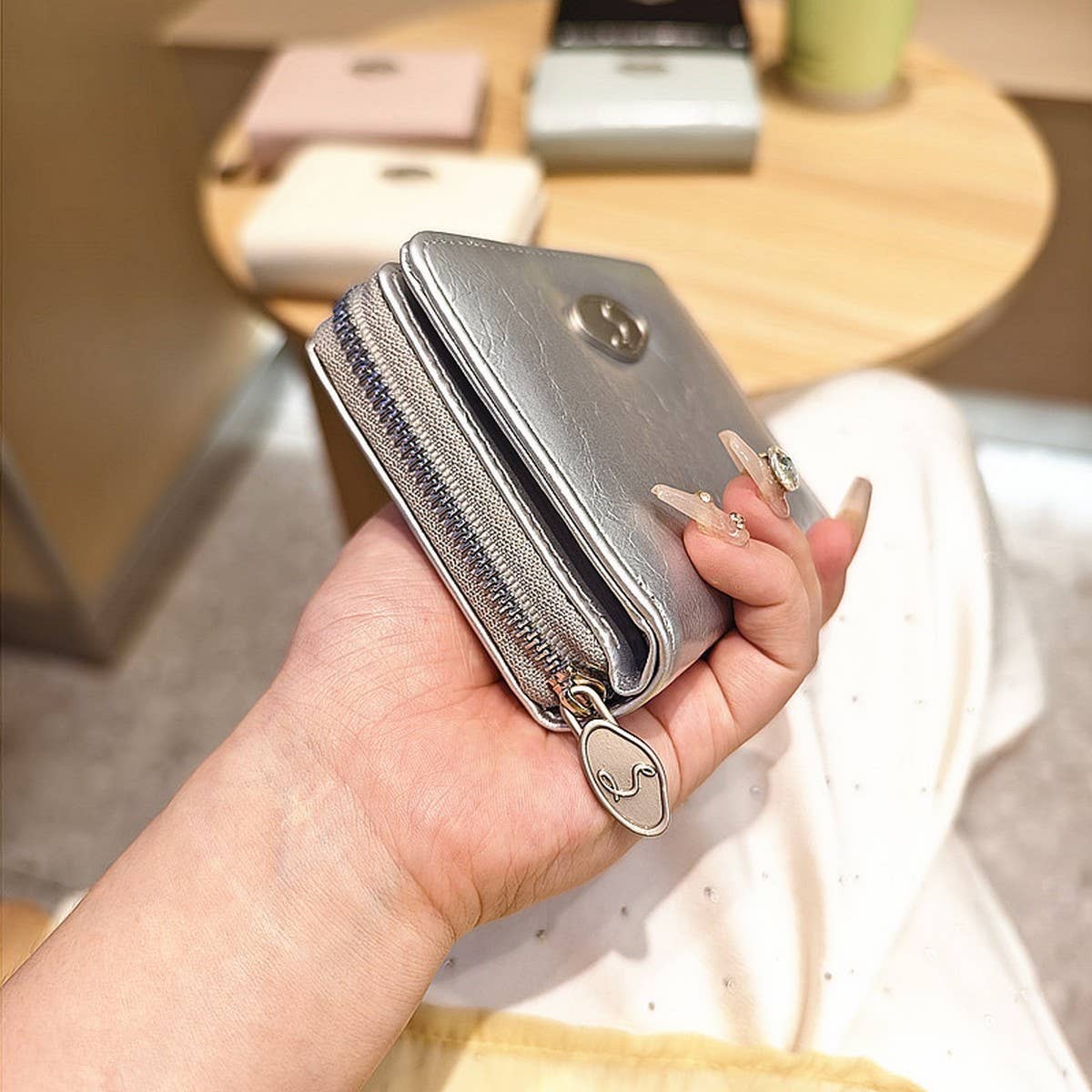 Minimalist Crackle Bifold Wallet With Zipper_Cwab06218