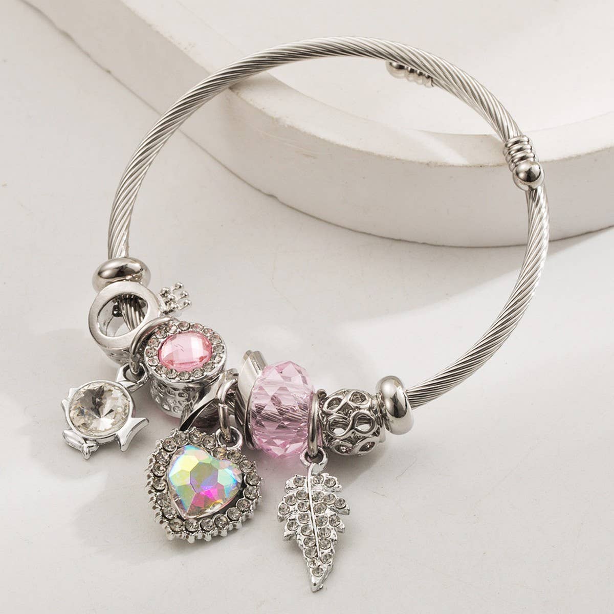 FASHION BEADED BRACELET WITH HEART AND CHERRY_CWMM8610