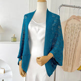 DIAMOND SHAPED HOLLOW KNITTED SHAWL_CWASC0763