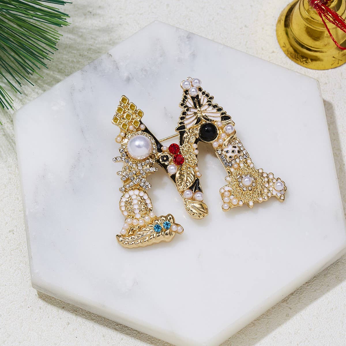 Cwaje2565_Letter Pearl Rhinestone Oil Painting Brooch