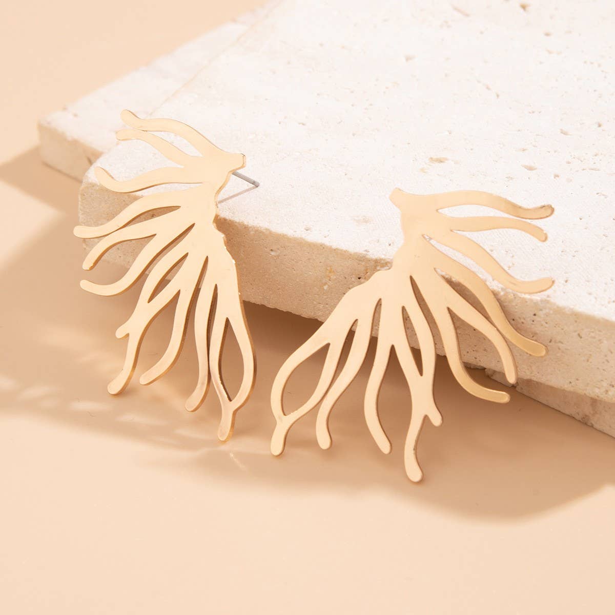 PUNK STYLE MINIMALIST FAN SHAPED BURR EARRINGS_CWAJE1154