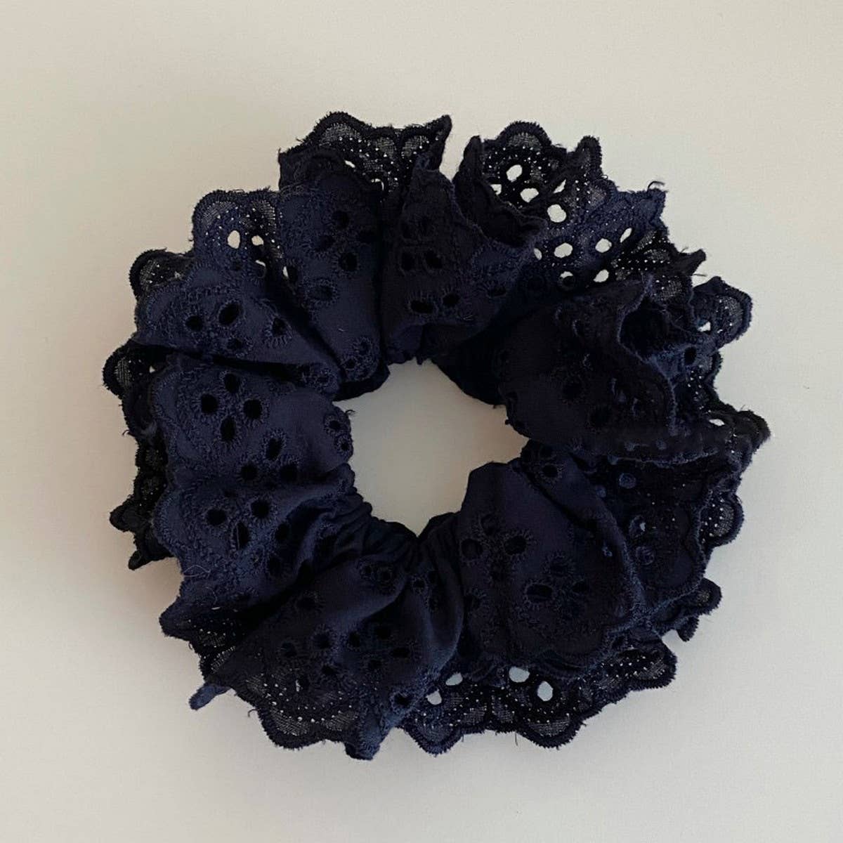 BIG LACE HOLLOW HAIR TIE SCRUNCHIES_CWAHA0436