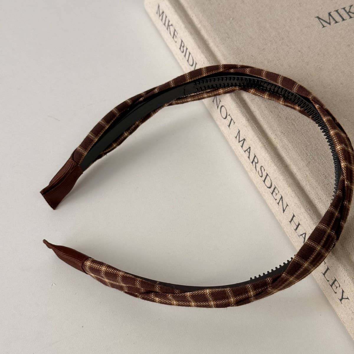 Plaid Buckle Headband College Autumn Style_Cwaha08166