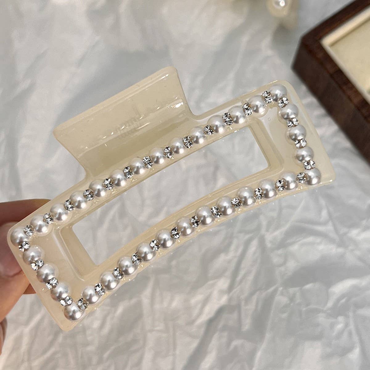 Beige Series Pearl Rhinestone Hair Claw Clip_Cwaha0616