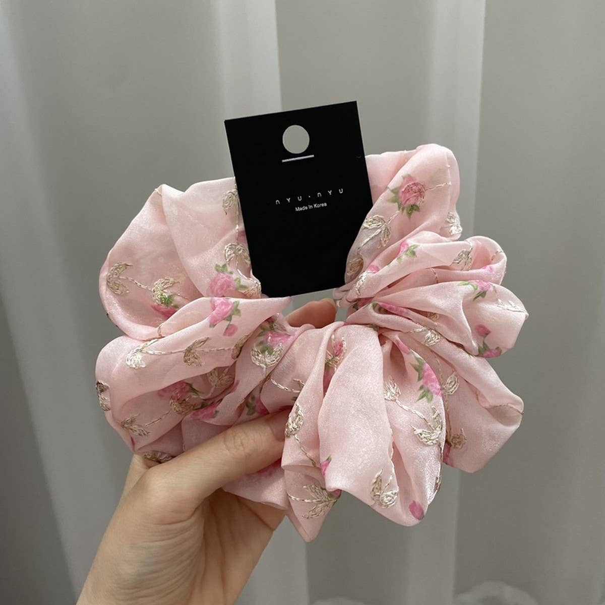 NEW EMBROIDERED FLOWERS HAIR SCRUNCHIES_CWAHA1736