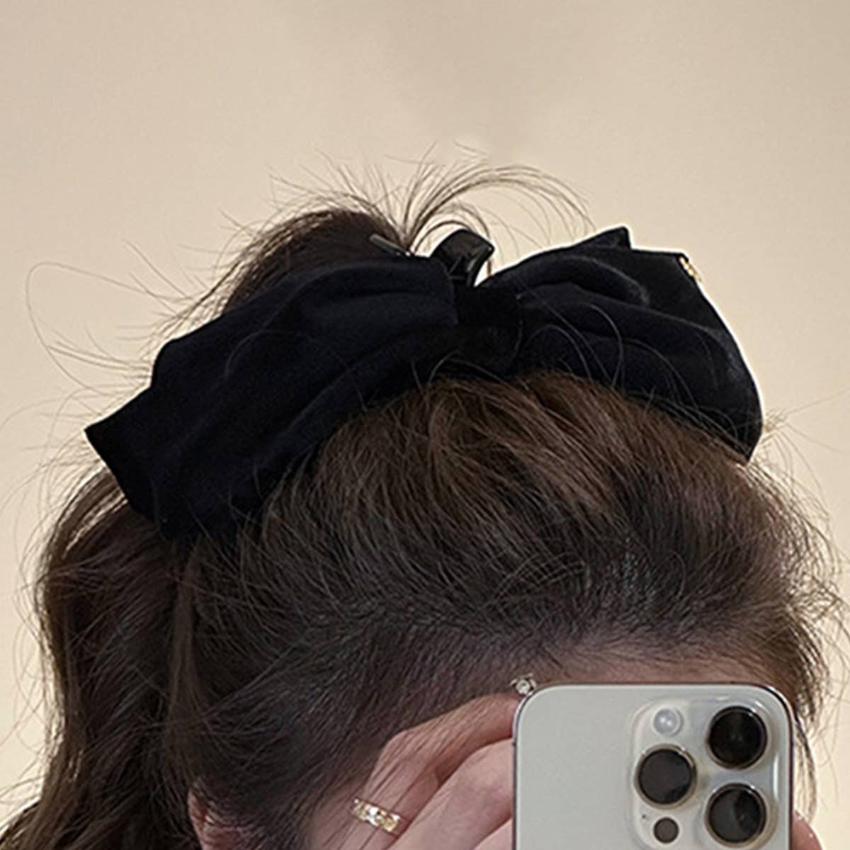 Plus Velour Bow Hairclip_Cwaha0864
