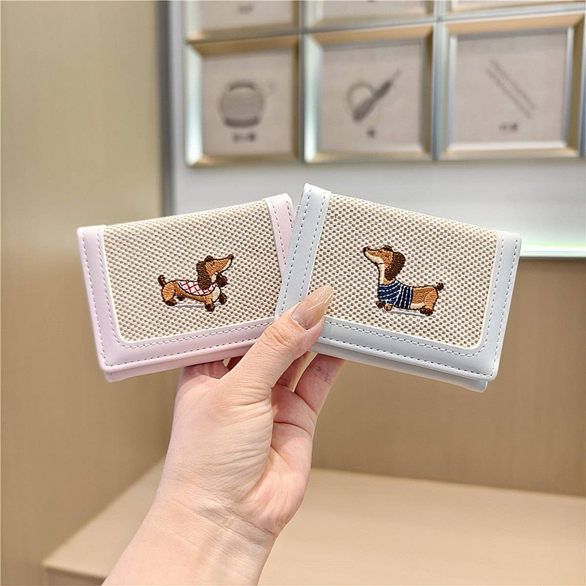 Cute Embroidered Dachshund Tricolor Trifold Wallet_Cwab06209