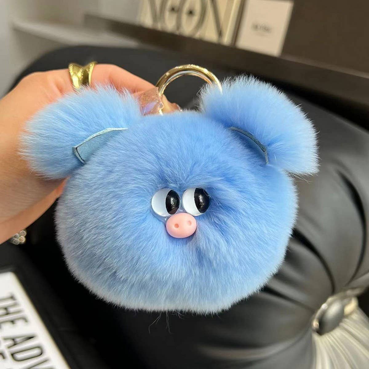 CUTE PIG PLUSH CAR KEYCHAIN BAG ACCESSORIES_CWMM2589