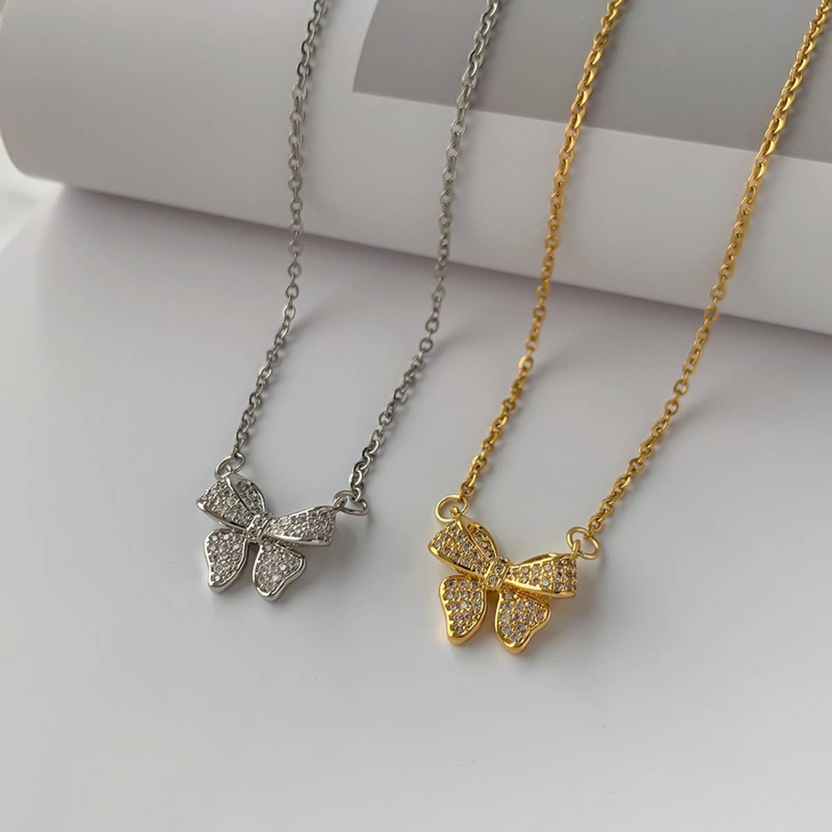 NICHE DESIGN RHINESTONE BOW NECKLACE FOR WOMEN_CWAJE3089