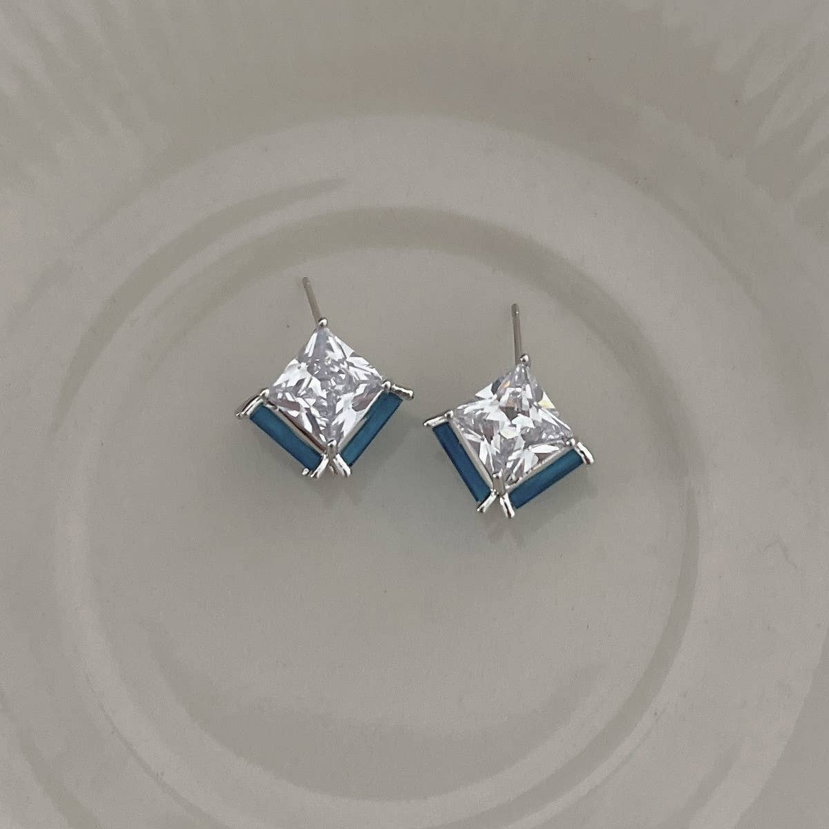 BLUE IMITATION ZIRCON EARRINGS_CWAJE1303