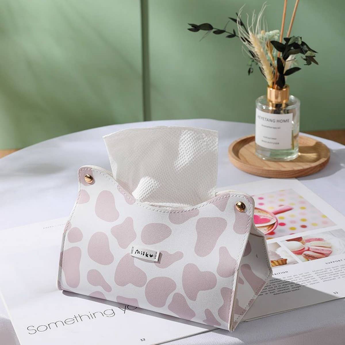 NEW HOUSEHOLD CUTE COW CARTOON TABLE TISSUE BOX_CWMM2258