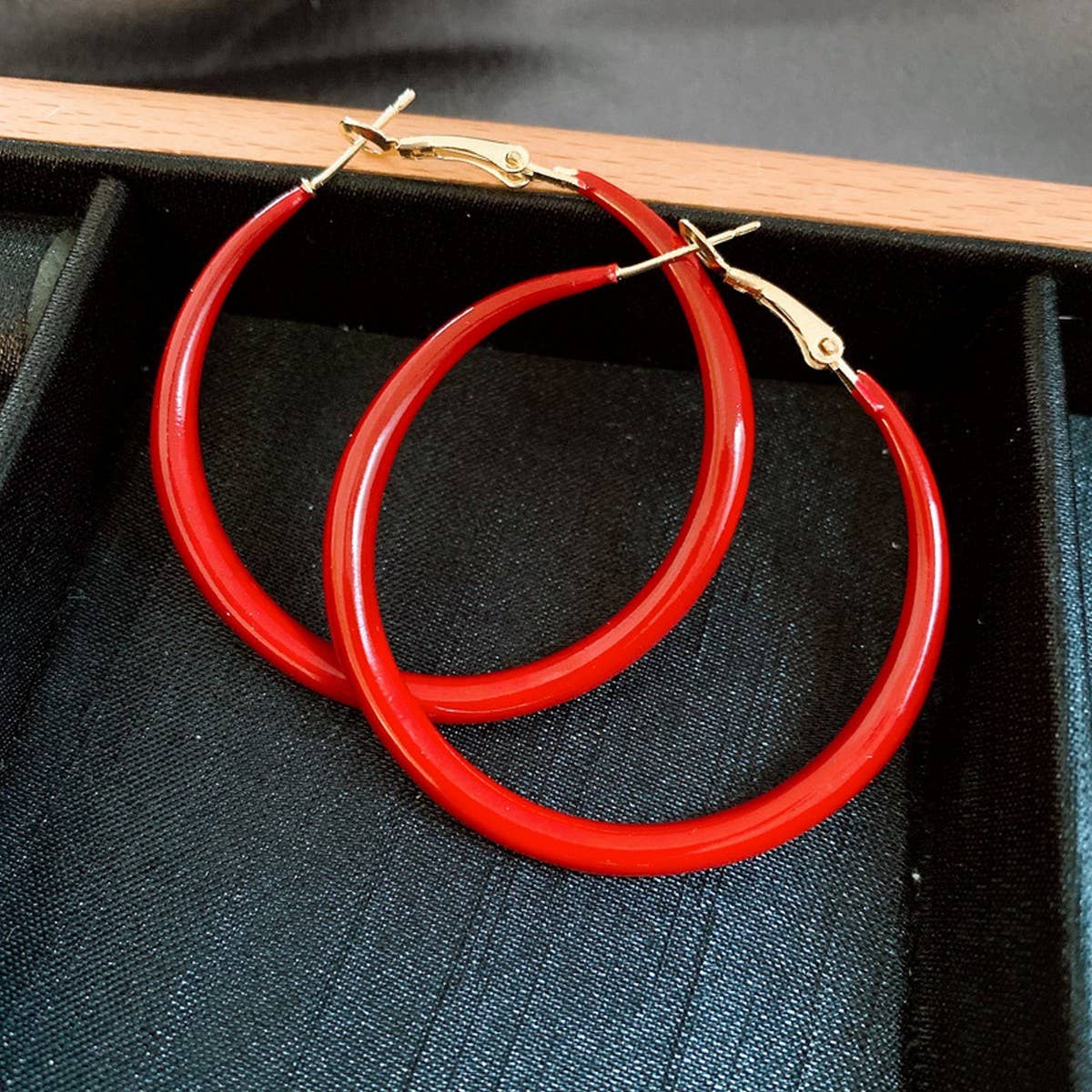 RED POLKA DOT GEOMETRIC RETRO ROUND EARRINGS_CWAJE2454