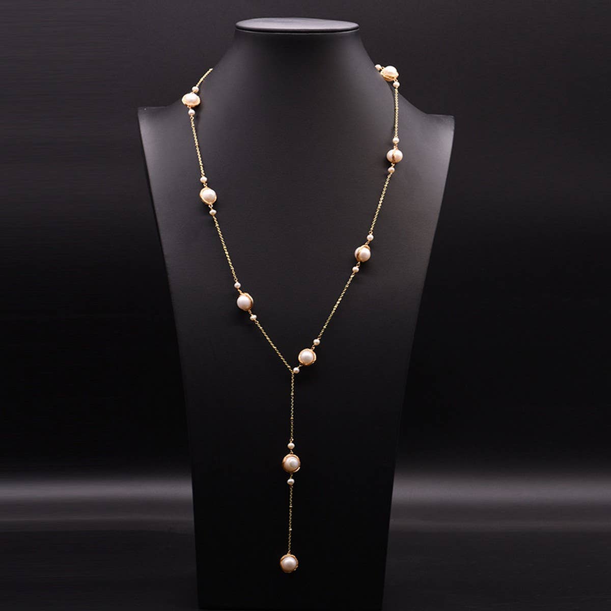 DESIGN NATURAL LONG PEARL SWEATER NECKLACE_CWAJE3837