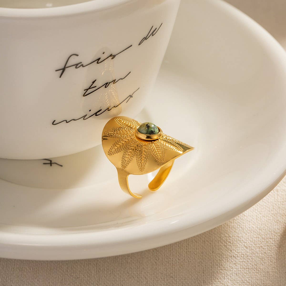 NEW EXAGGERATED WIDE FACE CARVED RING_CWAJE1392