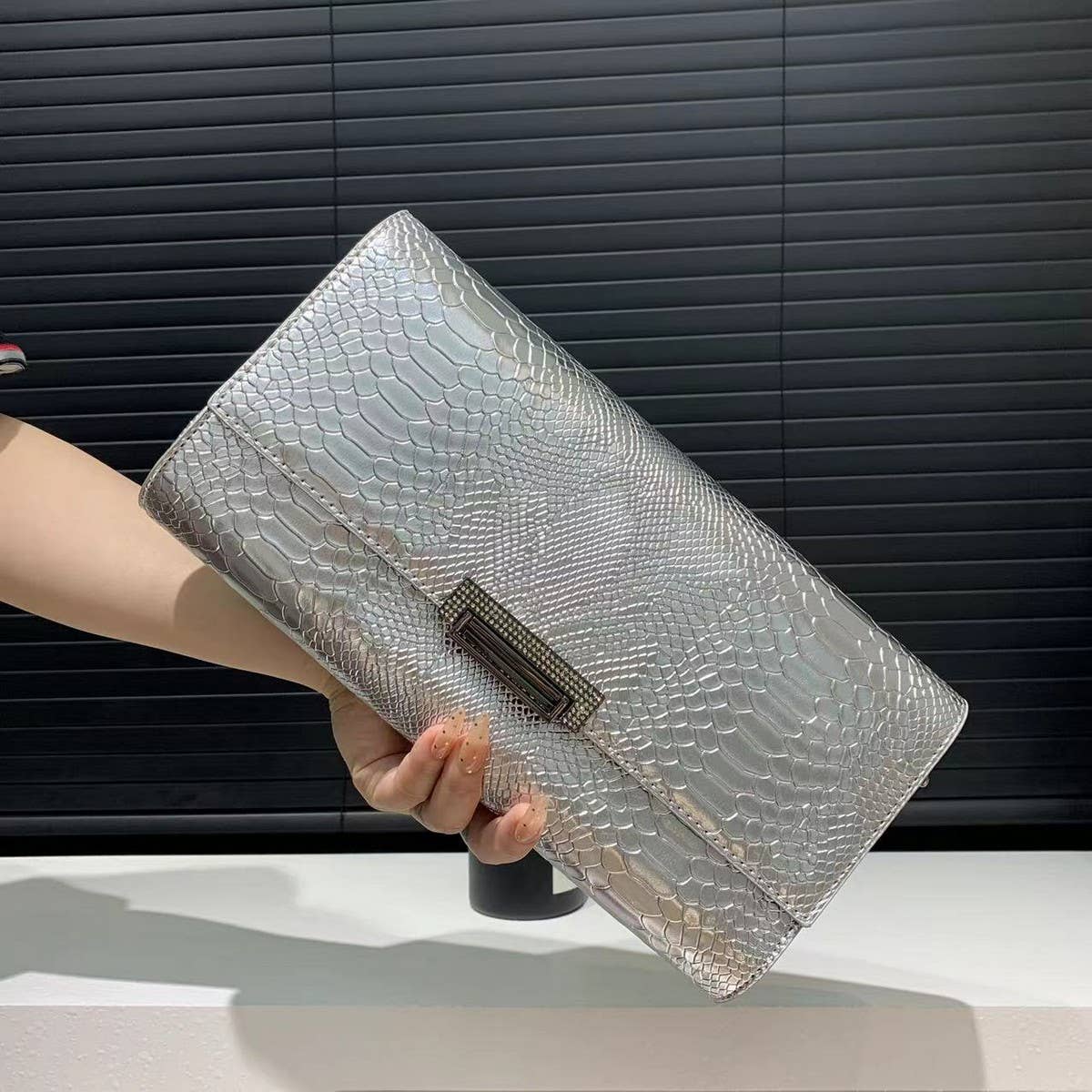 HOT SELLING FASHION RETRO COMMUTER CLUTCH BAG_CWAB2608