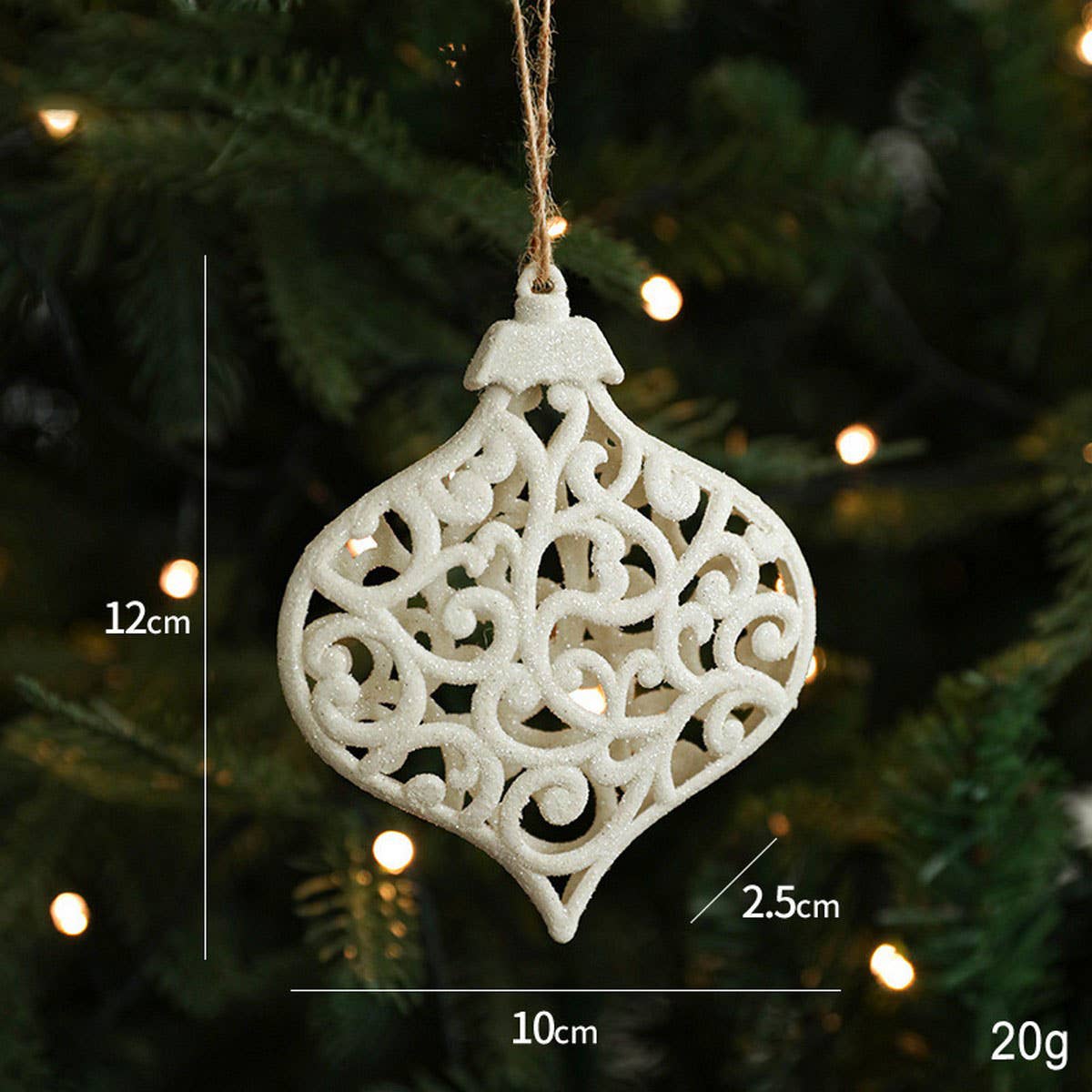 White Plastic Reindeer Star Holiday Decoration_Cwmm9686