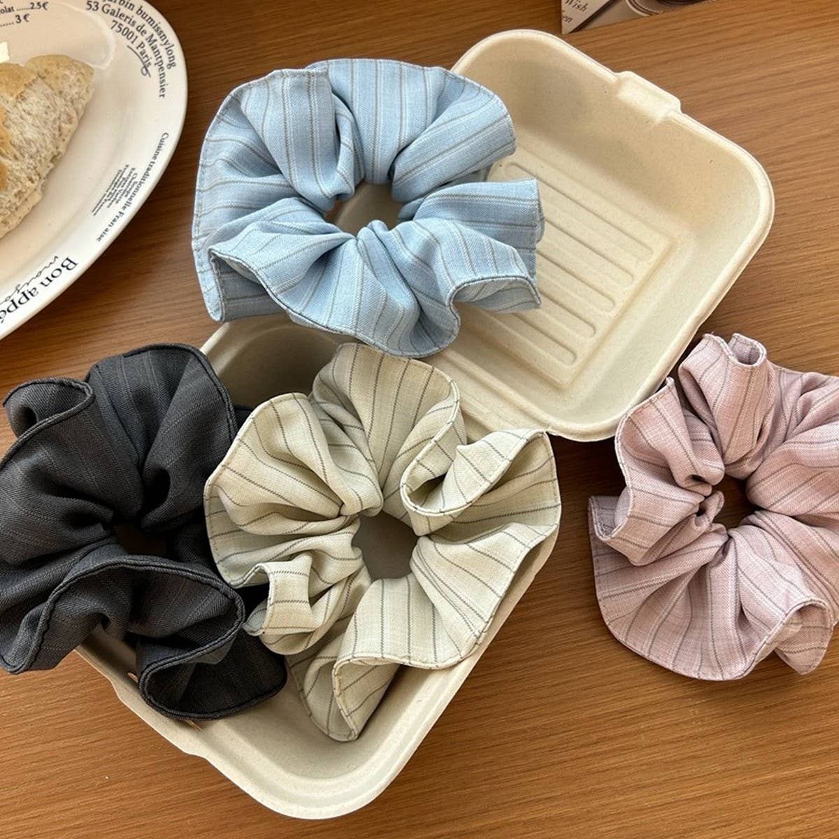 STRIPED ALL MATCH LARGE INTESTINE HAIR SCRUNCHIES_CWAHA2822