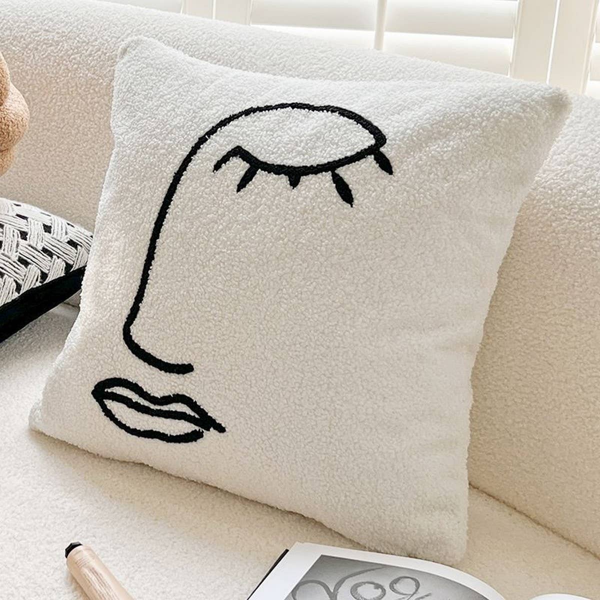 NORDIC PILLOW COVER WITH INSERT FOR SOFA BED_CWMM7695