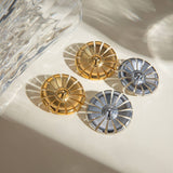 PERSONALIZED DAISY SHAPED ROUND EARRINGS_CWAJE1889