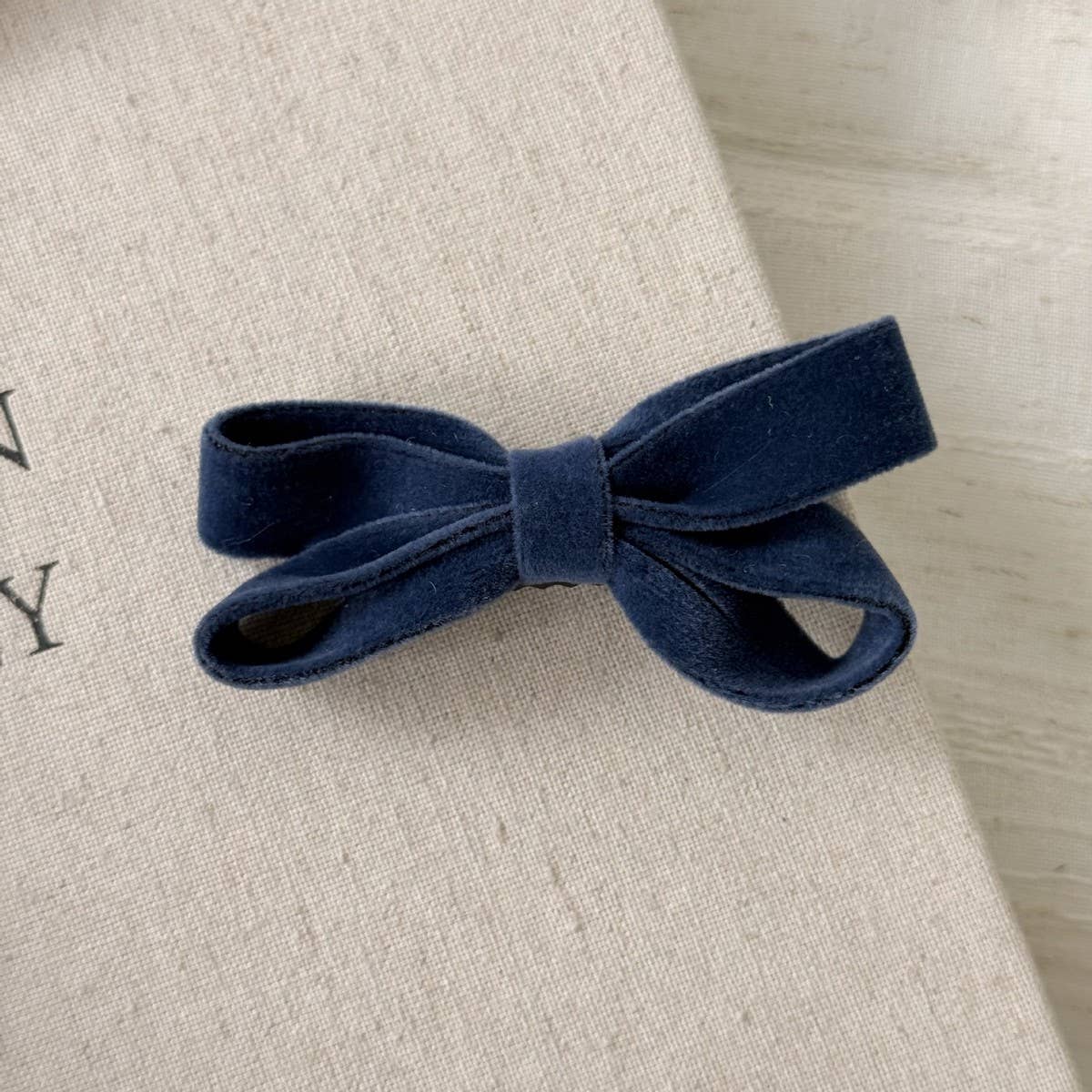 Velvet Bow Hair Clip Sweet Side Bang Pin_Cwaha07815