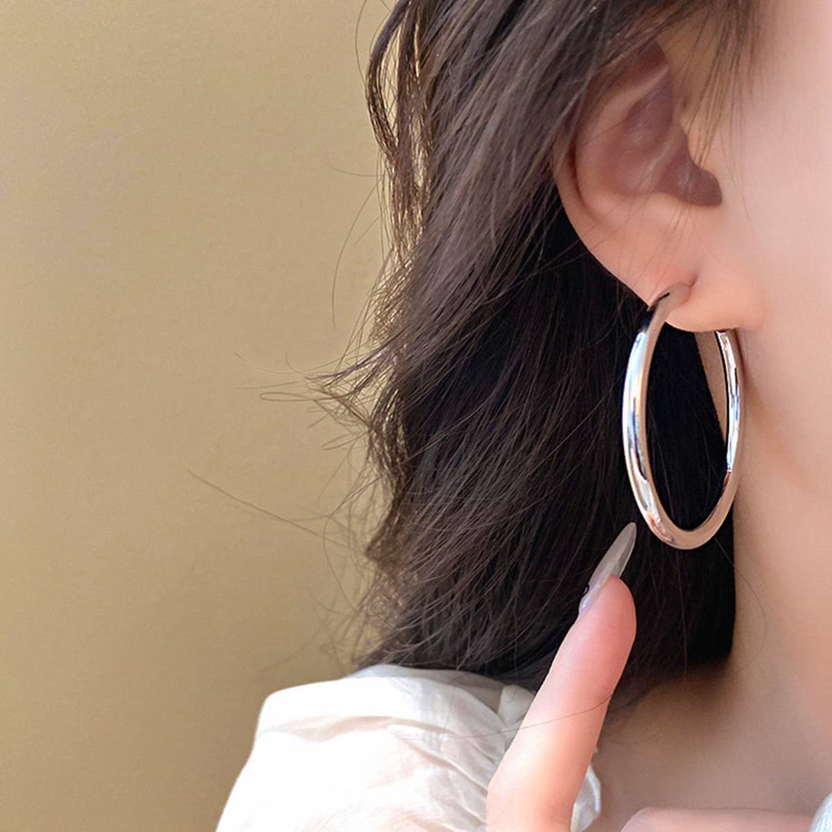 PERSONALIZED NICHE ROUND HOOP EARRINGS_CWASC1330