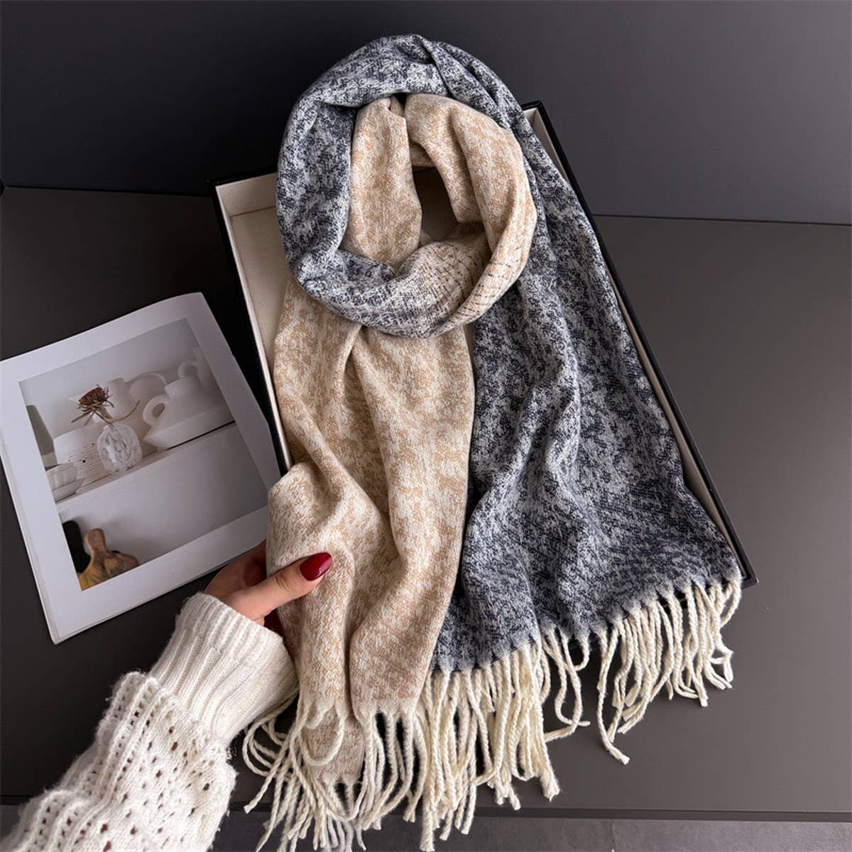 Colorblock Cashmere Feel Soft Warm Tassel Scarf_Cwasc03242