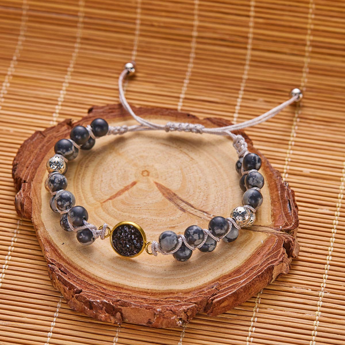 HAND WOVEN ROUND STONE BRACELET_CWAJE2425